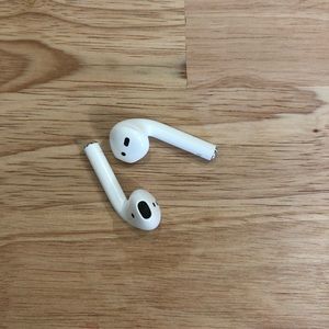 RESERVED SECOND GEN AIRPODS